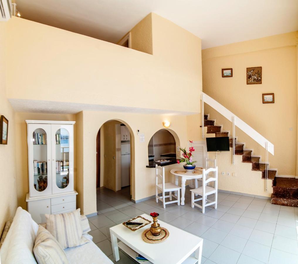 מארבלה Skol 911A 1 Bedroom Duplex With Sea Views מראה חיצוני תמונה