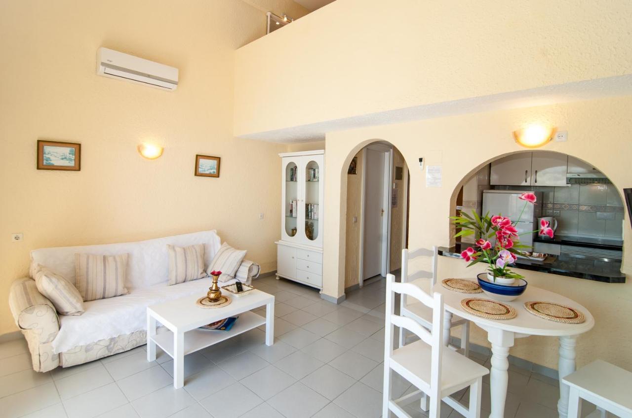 מארבלה Skol 911A 1 Bedroom Duplex With Sea Views מראה חיצוני תמונה